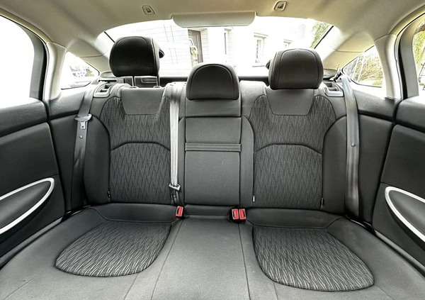 Citroen C5 cena 29500 przebieg: 62100, rok produkcji 2012 z Oława małe 92